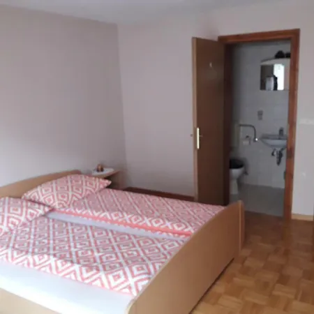 Turisticna Kmetija Pr Mark * Idrija